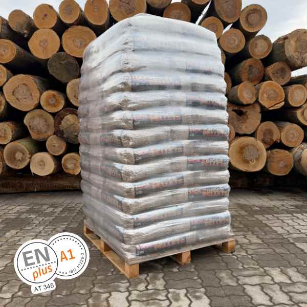 Pellets-15-kg-Saecke-Saecke.jpg Pellets 15-kg Säcke auf Palette (1050kg) – ENplus® A1 – Bild 1